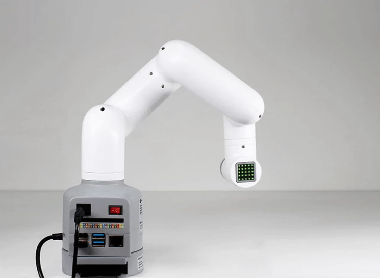 4_0x0.png Six-axis Robotic Arm (Based on a Raspberry Pi) with Rectangle Base - Image 1